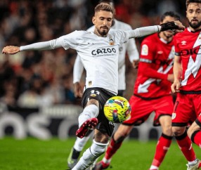 尊龙凯时-马德里竞技队进攻火力全开，轻松取胜(马德里竞技 队员)