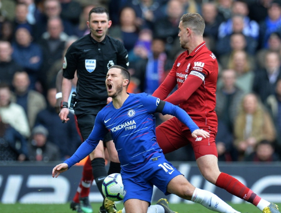 包含盖恩讽刺巴黎无锋可用，客场逼平豪门的词条